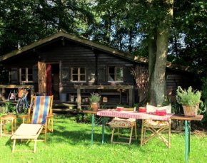 Blockhütte 35 km nördlich von Hamburg